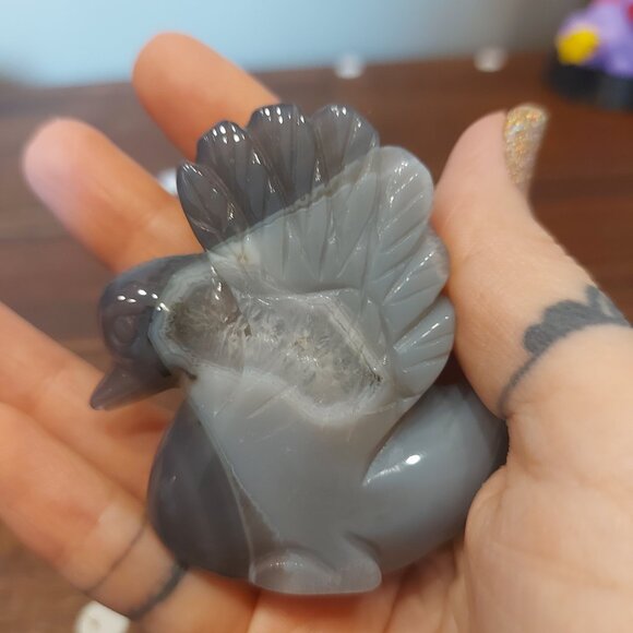 Gorgeous Gray Agate & Druzy Swan - Picture 5 of 11